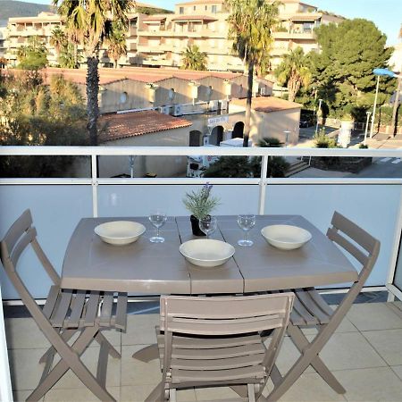 Studio Renove Climatise, 3 Couchages, Proche Port Et Casino A Cavalaire-Sur-Mer - Fr-1-226B-98 Экстерьер фото